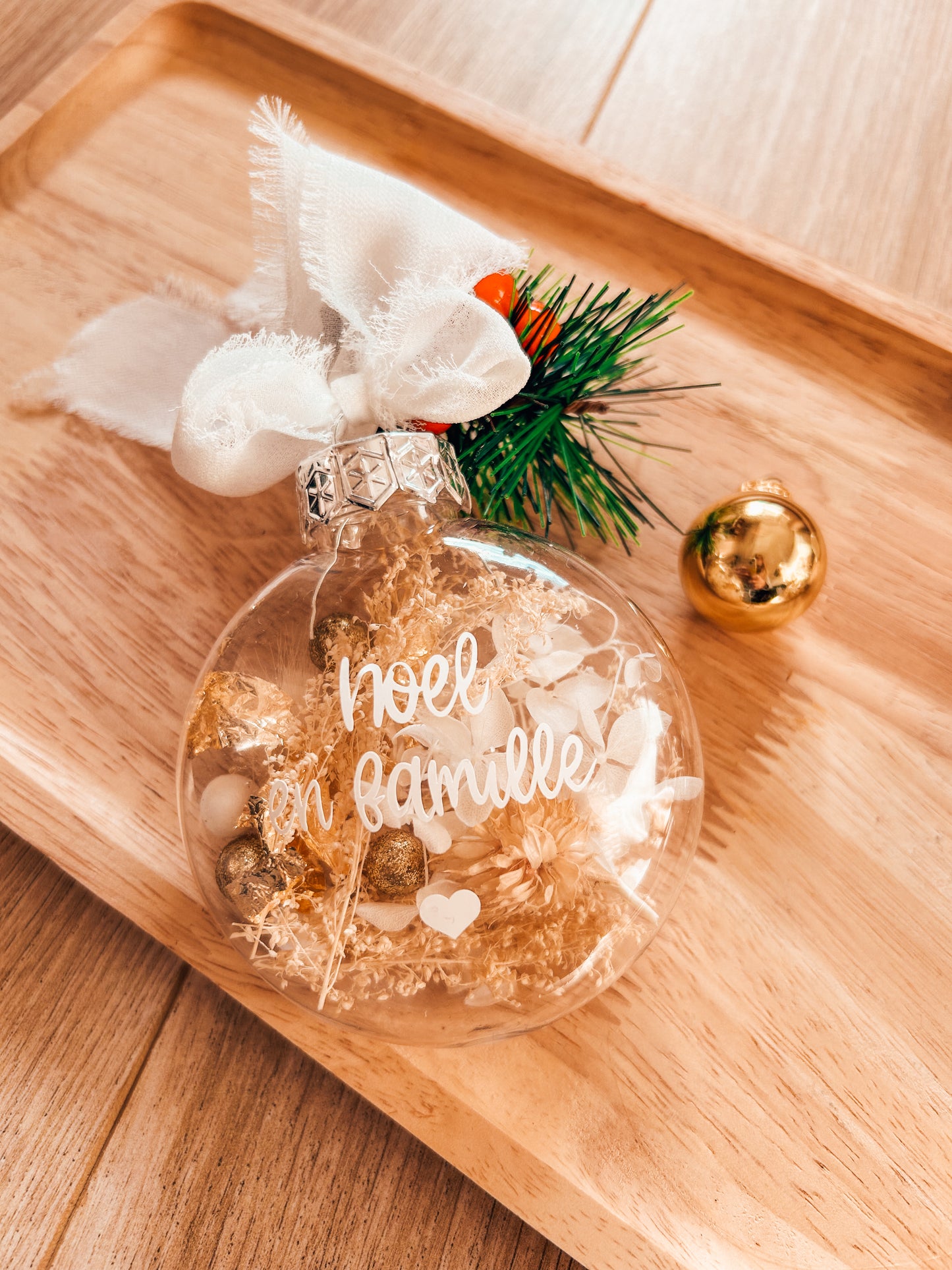 Boule de noël fleurs séchées